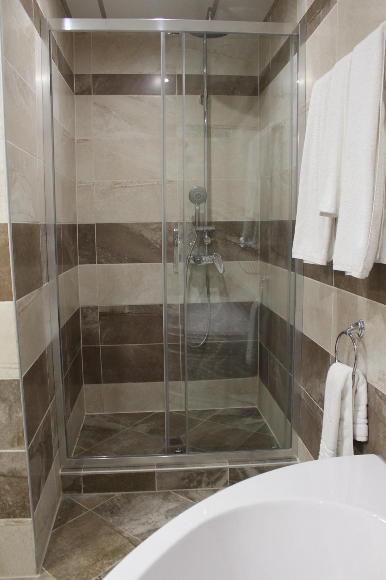 Vemara City Boutique Hotel-Free Parking Warna Zewnętrze zdjęcie